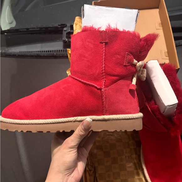 UGG Selene (red) size 7 with box - Picture 2 of 12